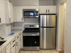 4 bed, 2 bath apartment for rent at 450 Park Dr Unit 1, Fenway — photo 2 of 17