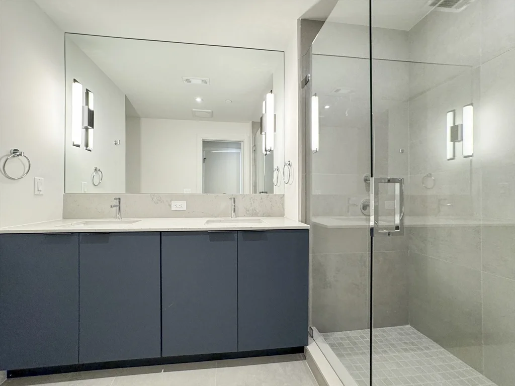 1 Nevins Hill Way, Brighton