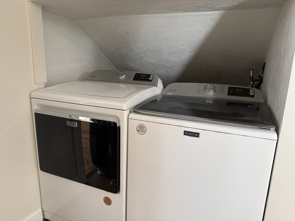 11 Durant Rd, Wellesley