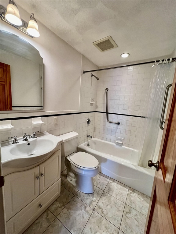 200 Park Terrace Dr, Stoneham