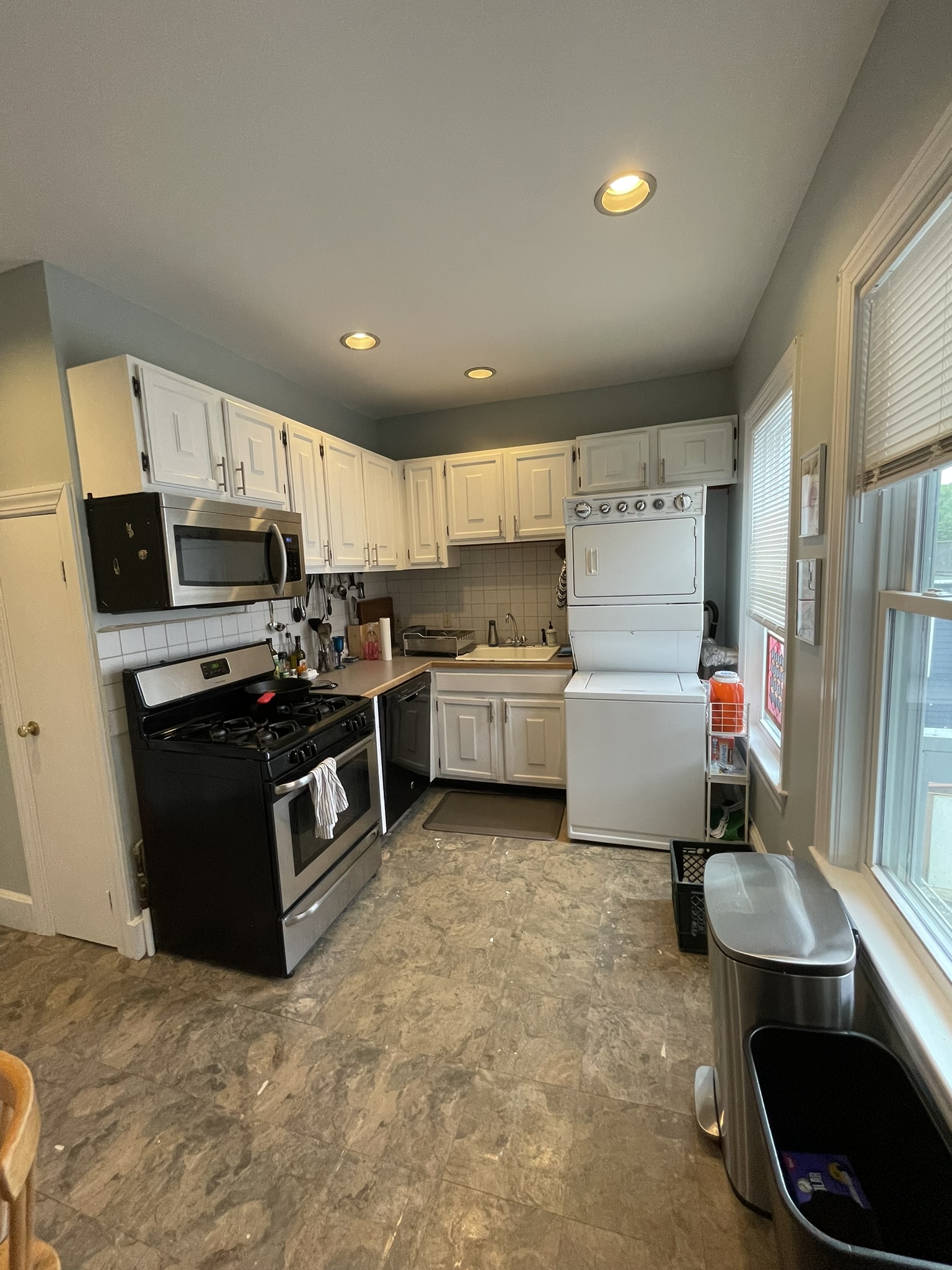 1 Bellevue Ter, South Medford