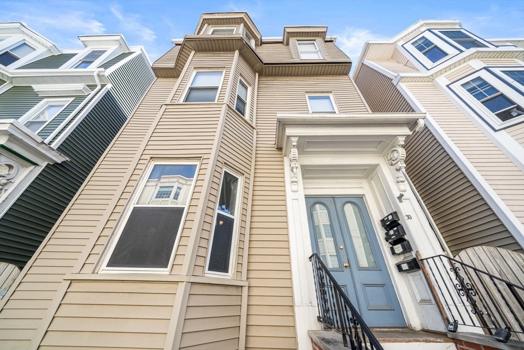 30 Vinton St, South Boston