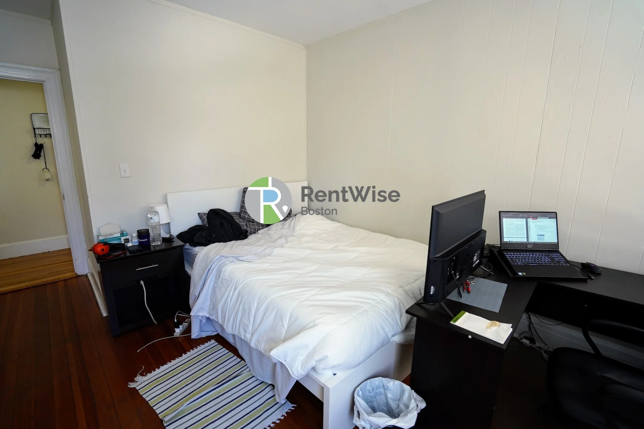 4 Ashford Ct, Allston