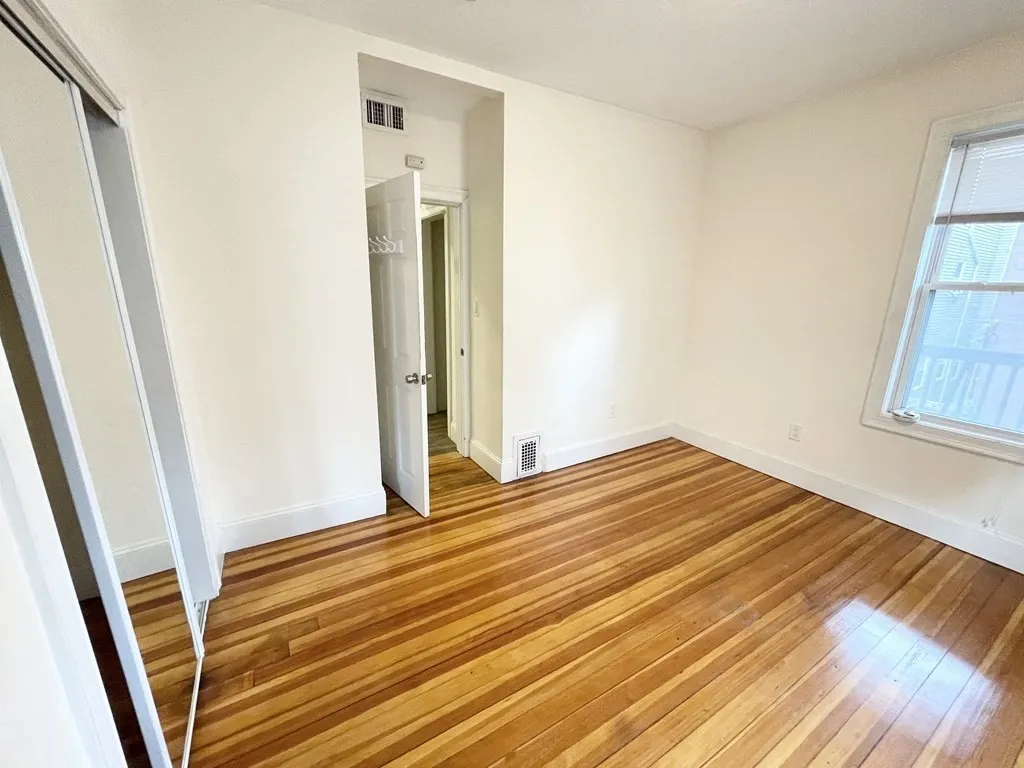 31 Edison Green, Dorchester