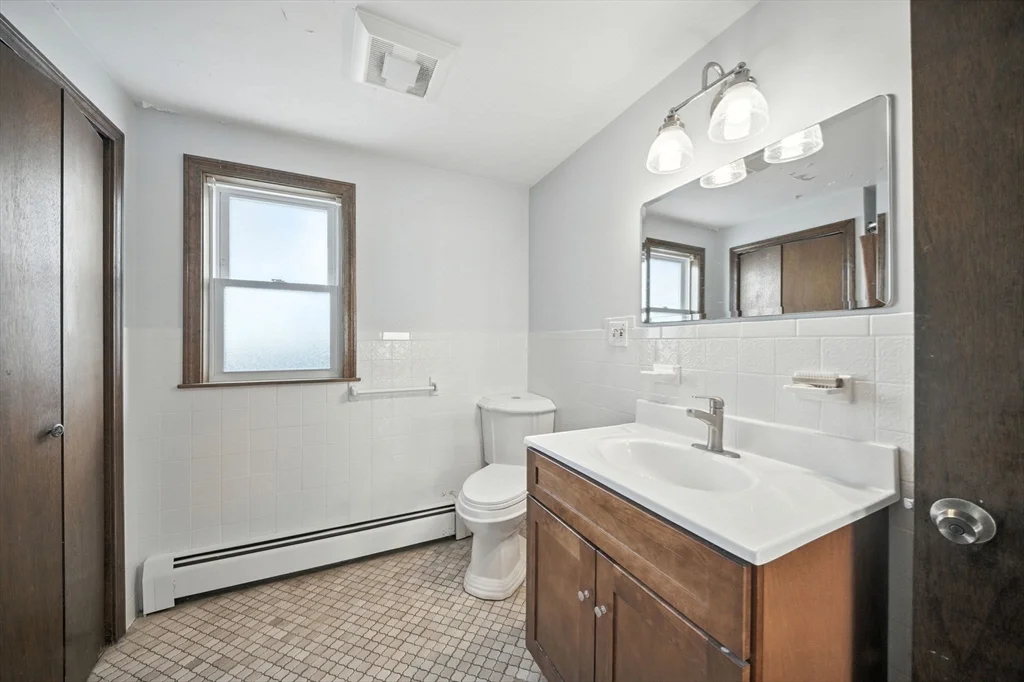 57 Newbury St, Teele Square