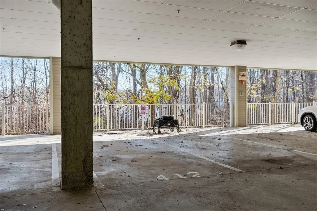 3 Harvest Dr, North Andover