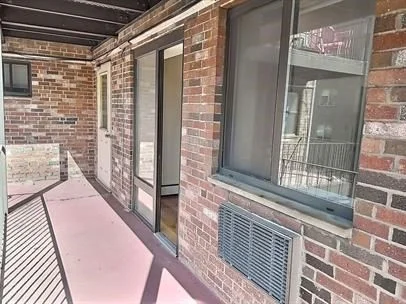 1039 Commonwealth Ave, Allston