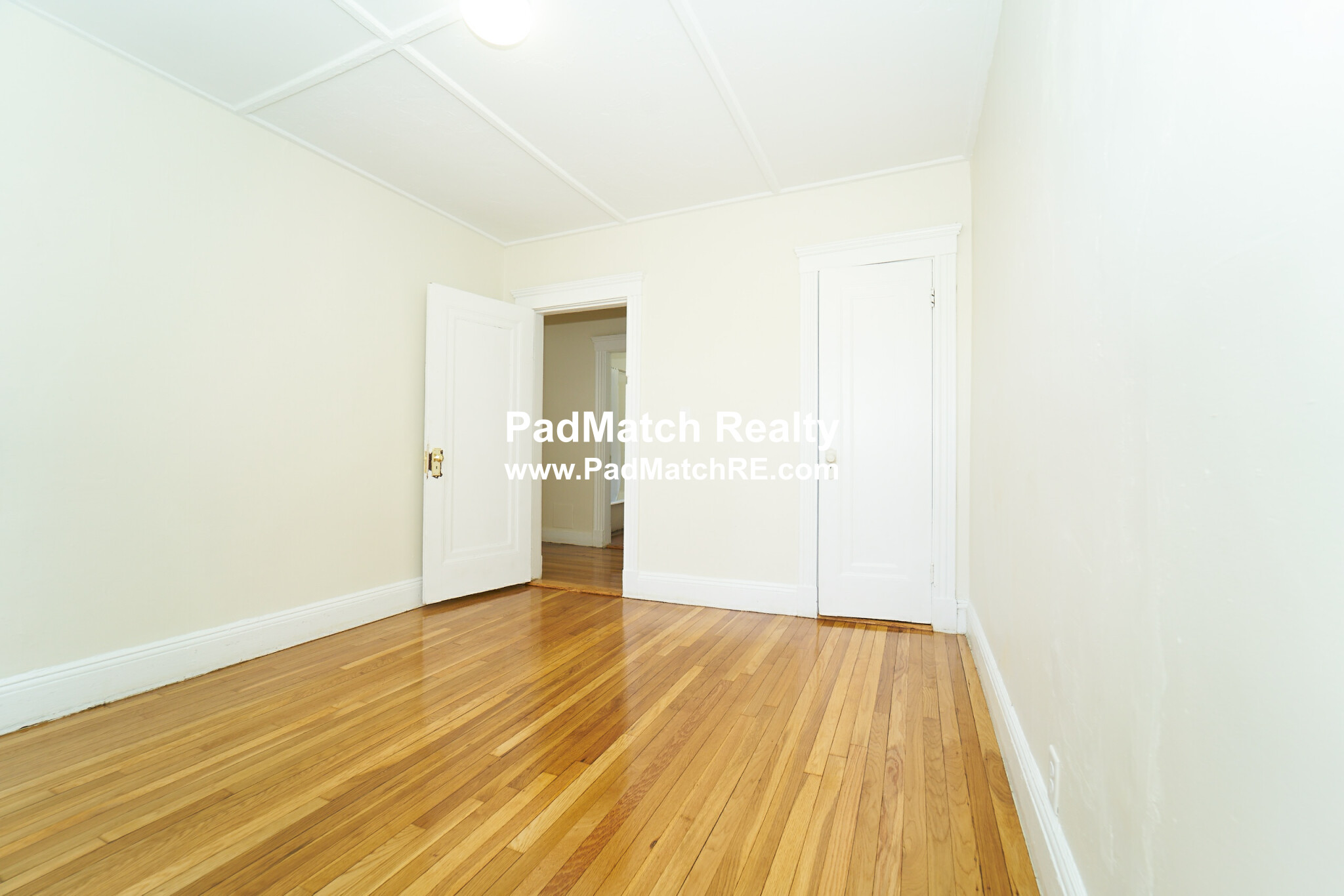 1185 Boylston St, Fenway