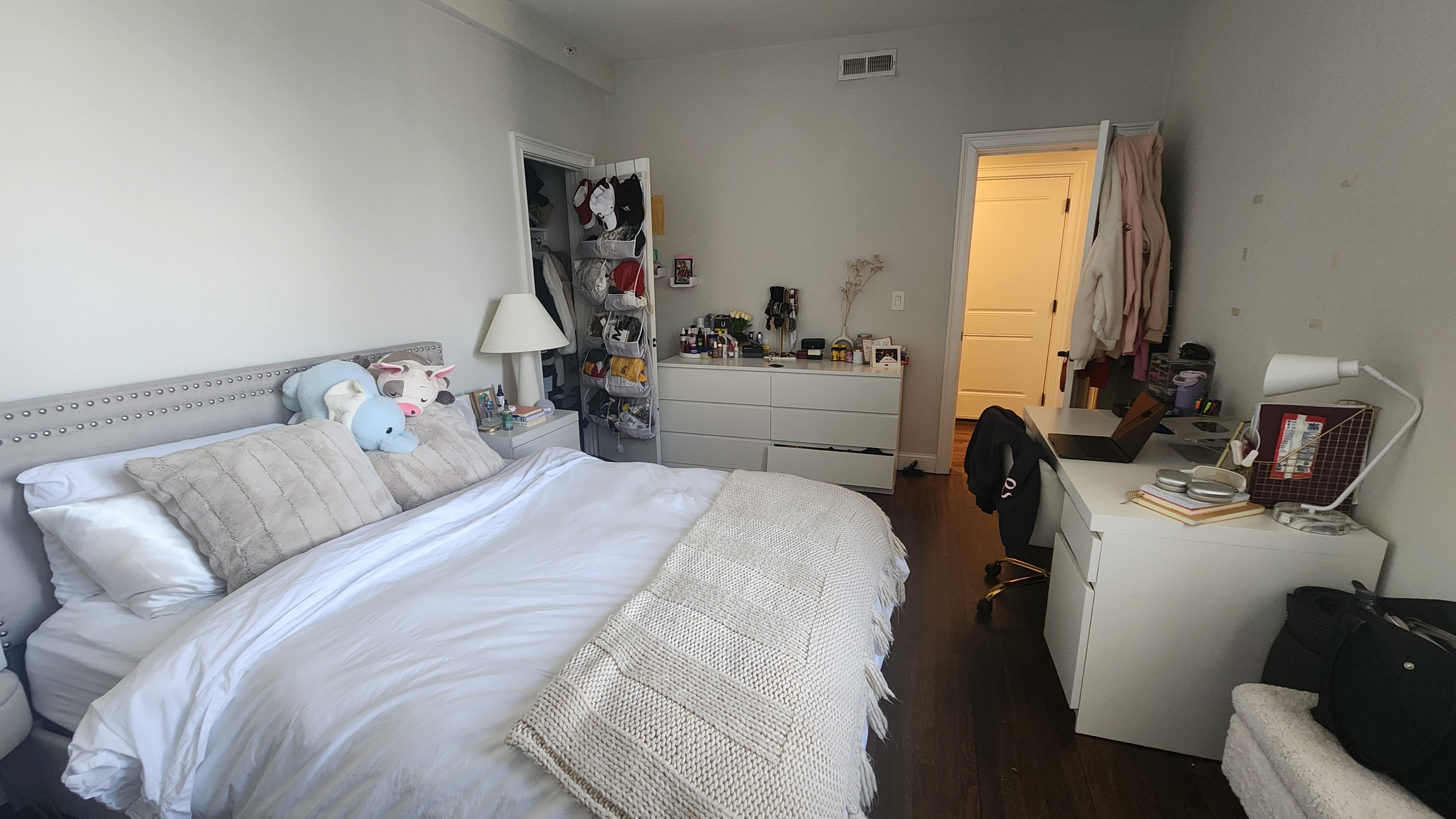 2017 Commonwealth Ave, Brighton