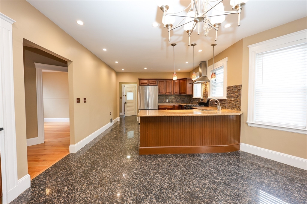 36 Lancaster St, Quincy