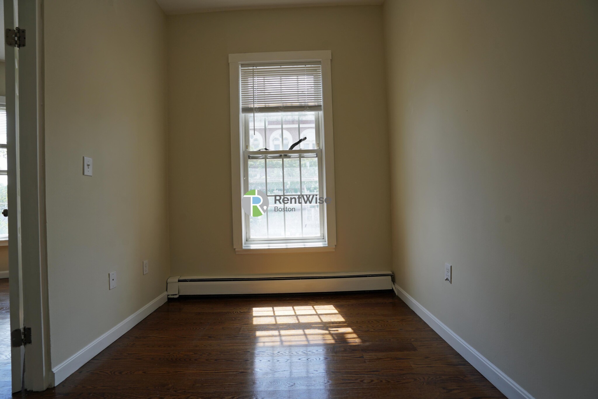 538 East Broadway, South Boston