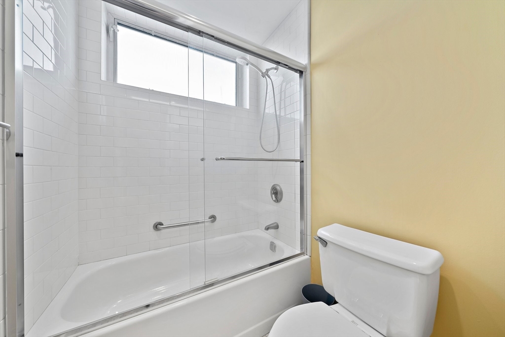 4 Canal Park, East Cambridge