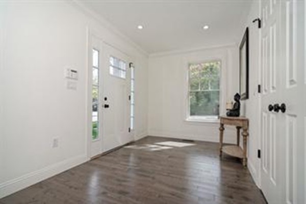 12 Ackers Ave, Brookline