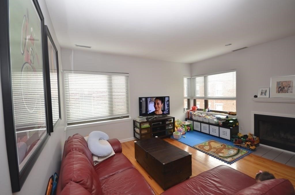 110 Strathmore Rd, Brighton