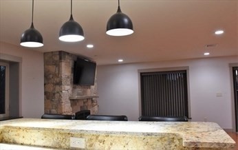 21 Skyview Ln, Webster