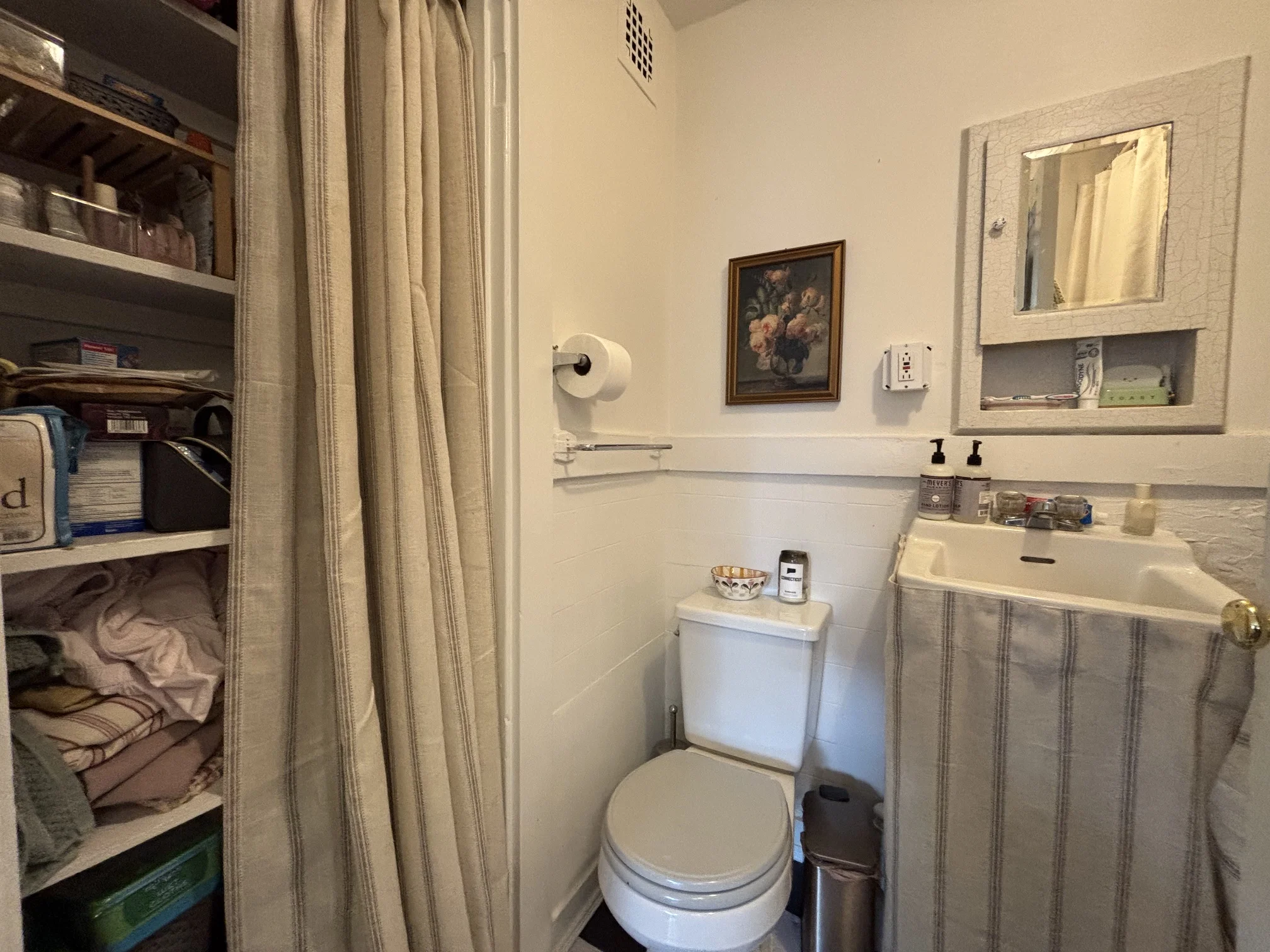 98 Charles St, Beacon Hill