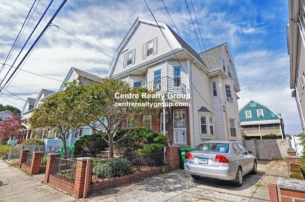 17 Princeton St, South Medford