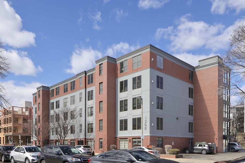 1306 Columbia Rd, South Boston