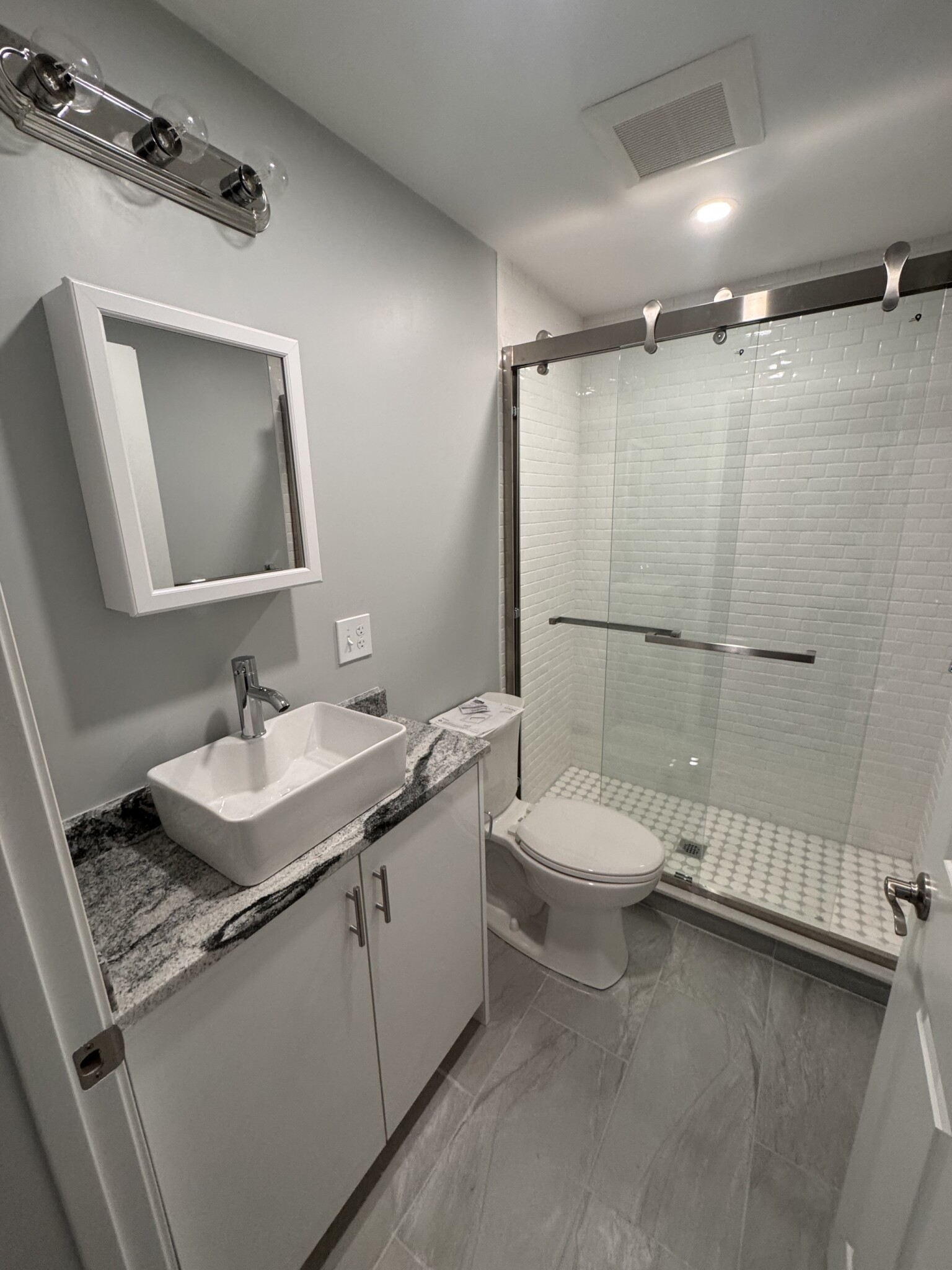 78 Tyler St, Chinatown