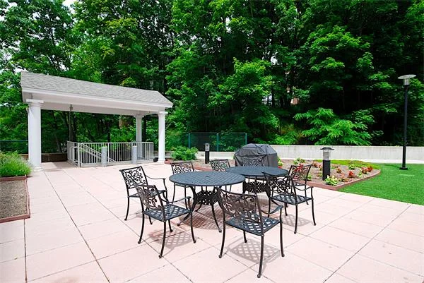 1600 Beacon St, Corey Hill