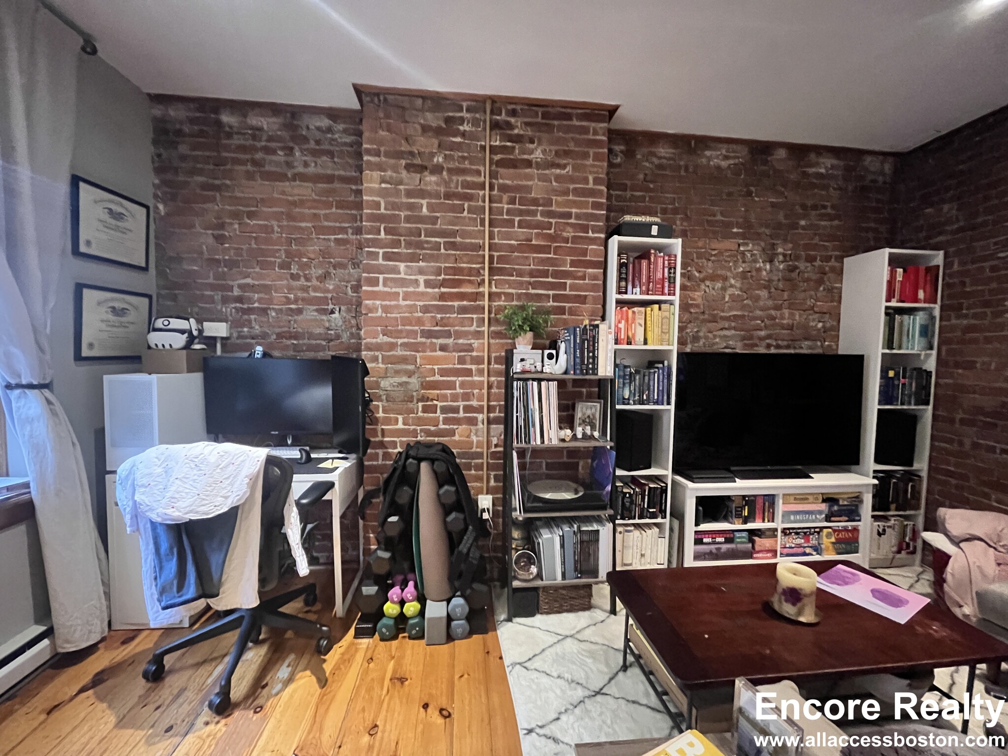 17 Garrison St, Back Bay