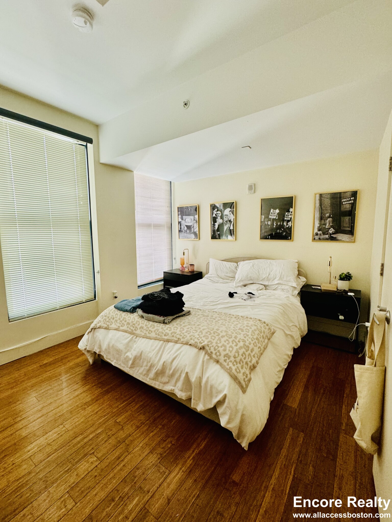 8 Winter St, Downtown