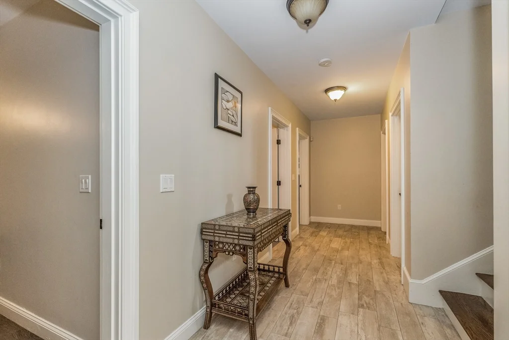 9 Washington Ave, Woburn