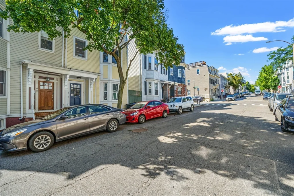 171 H St, South Boston