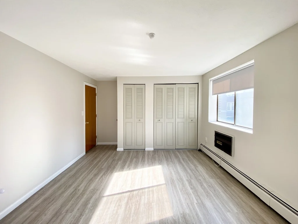 128 Salem St, Malden