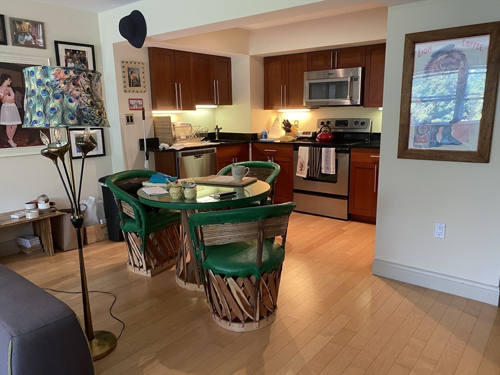 1600 Beacon St, Corey Hill