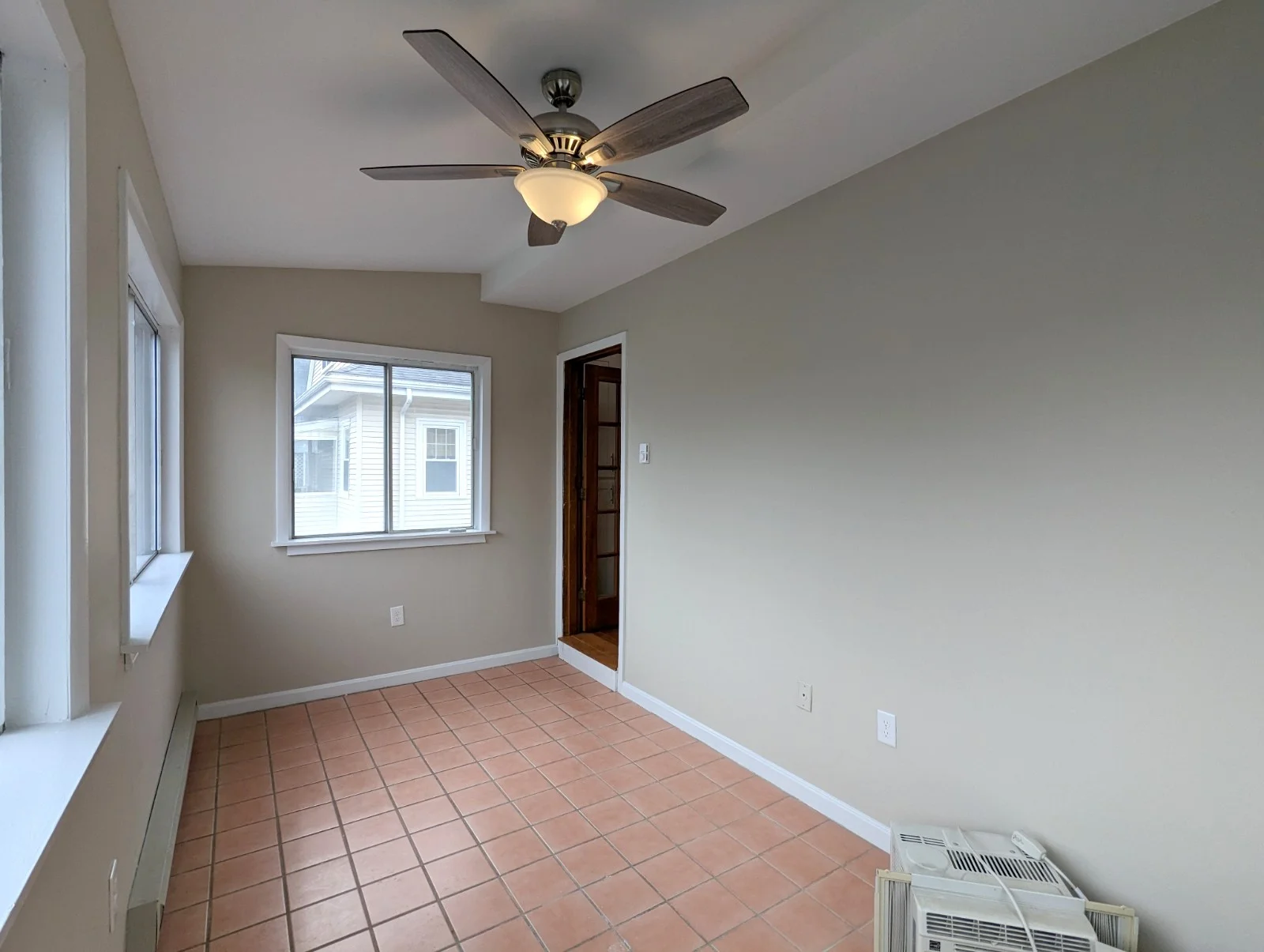 35 Trowbridge St, Arlington