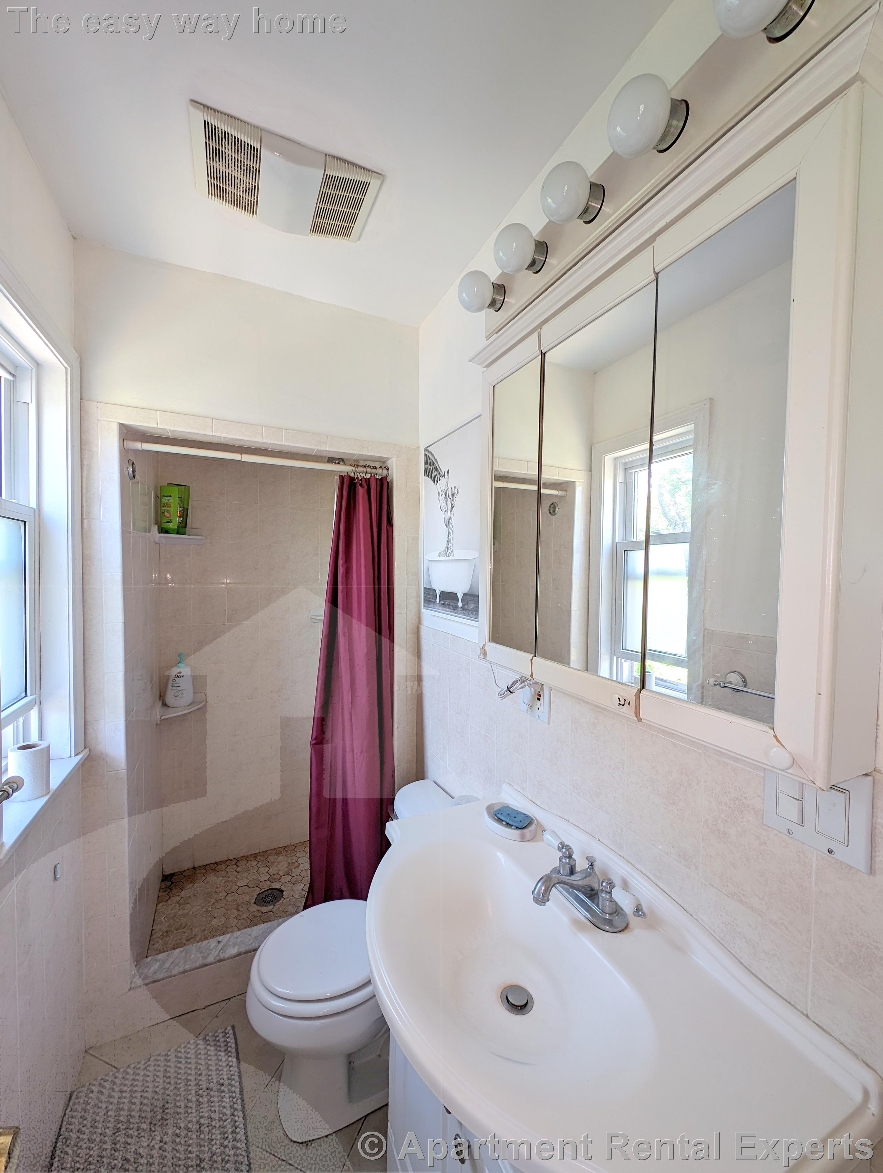 15 Paulina St, Davis Square