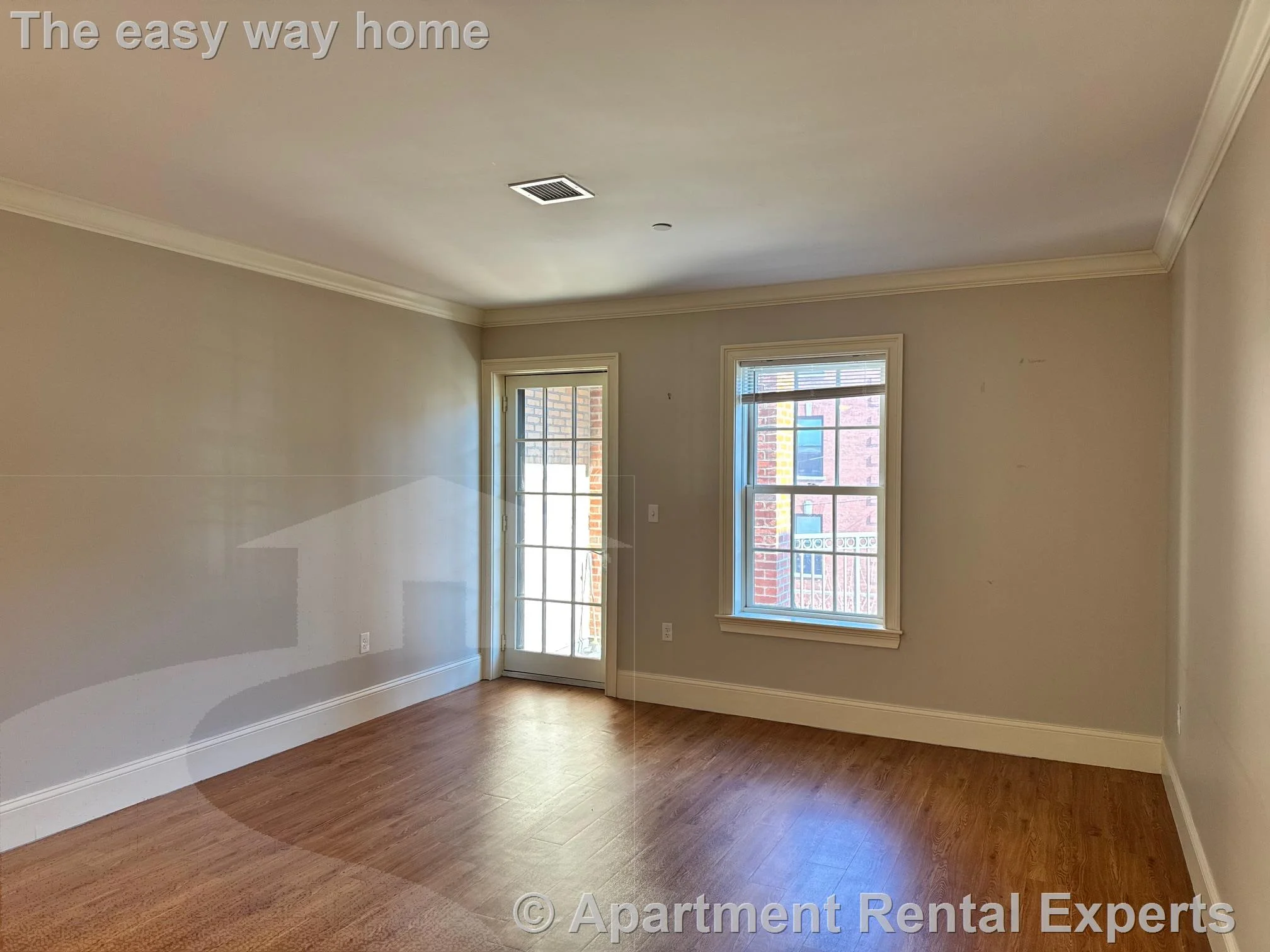 286 Main St, Woburn
