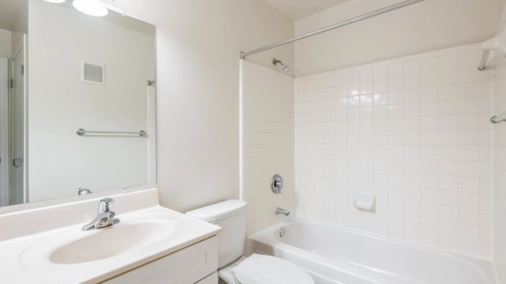 1 bed, 1 bath apartment for rent at 175 Quincy Shore Dr Unit 300, North Quincy — photo 7 of 16