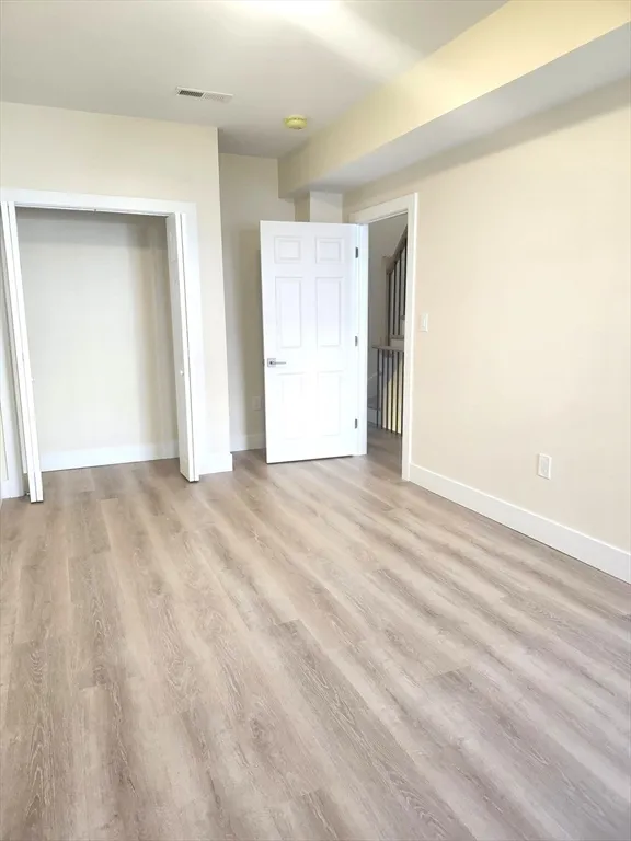 264 Bowen St, South Boston