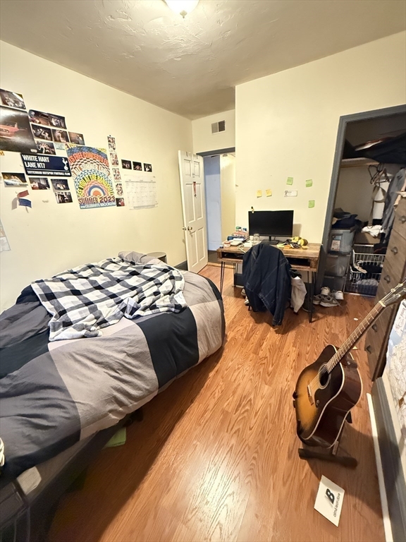 880 Huntington Ave ,, Mission Hill