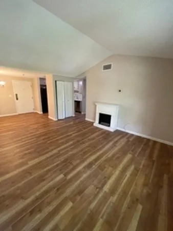 10 Longworth Ave, Brockton