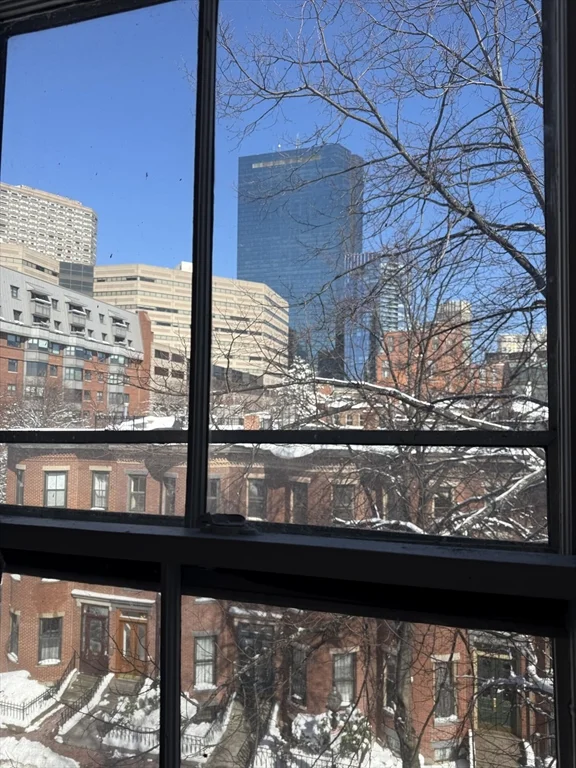 234 W Canton, South End