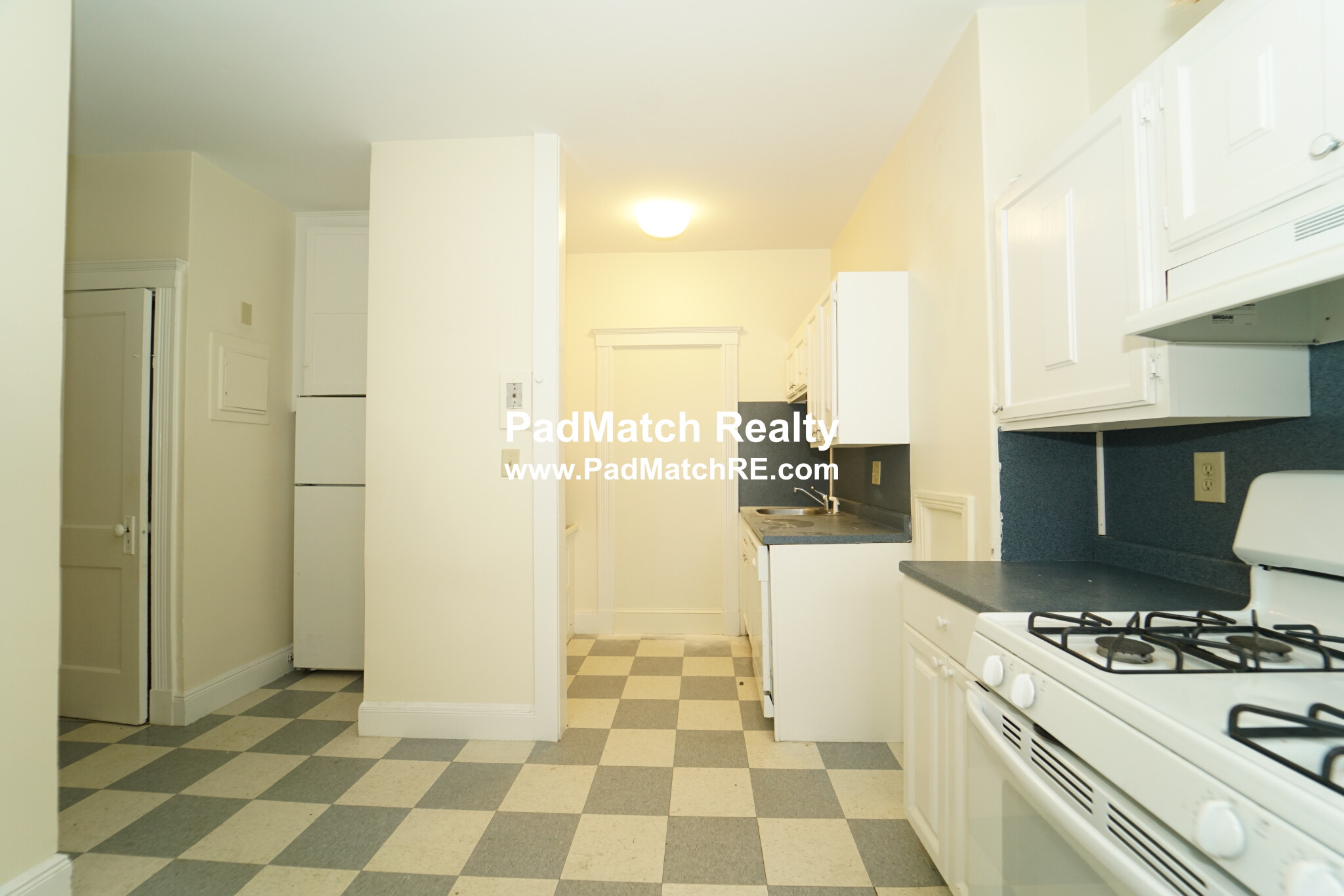 14 Alton Pl, Coolidge Corner