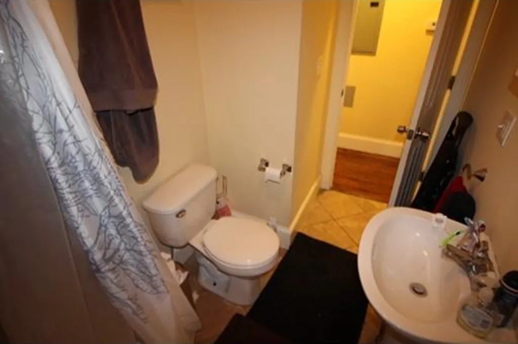 731 Parker St, Mission Hill