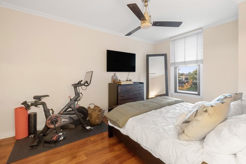 4 Charlesgate East, Back Bay