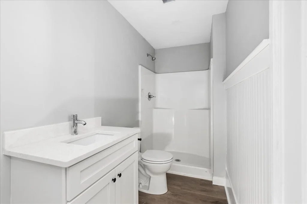 22 Waverly St, Worcester