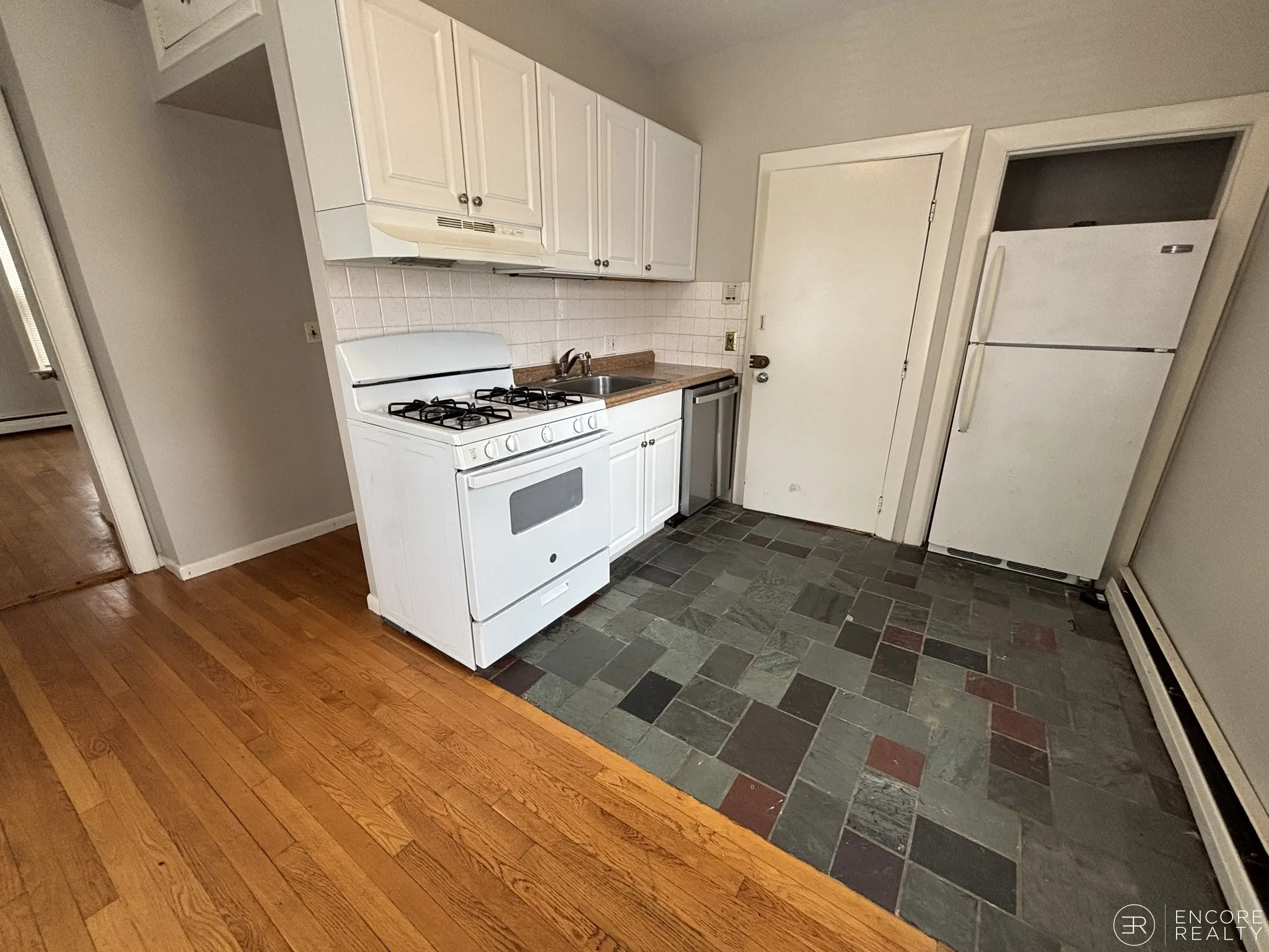 9 Elmer St, Riverside