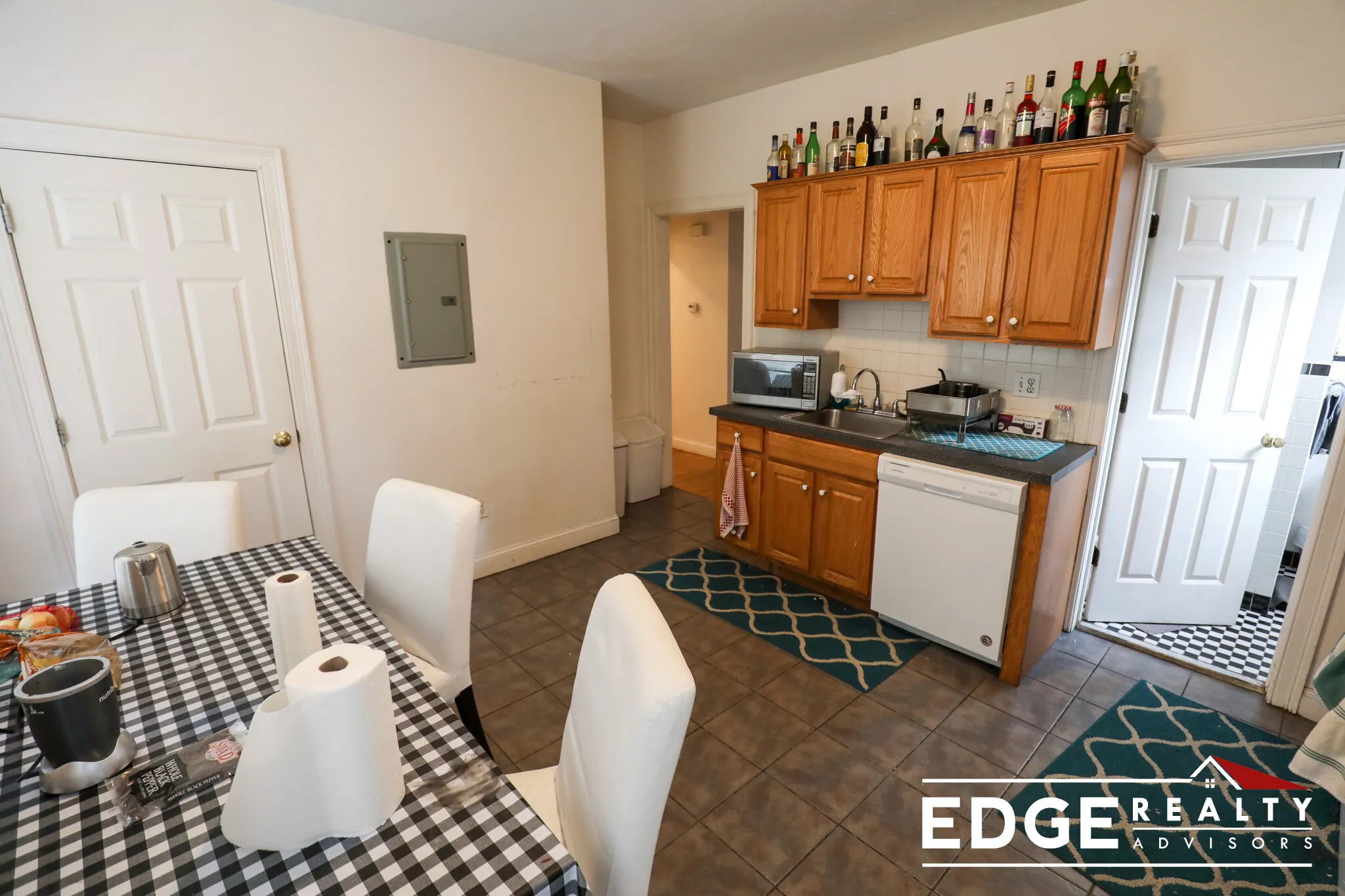 17 Pratt St, Allston