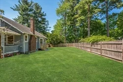 63 Pierrepont Rd, Newton Lower Falls