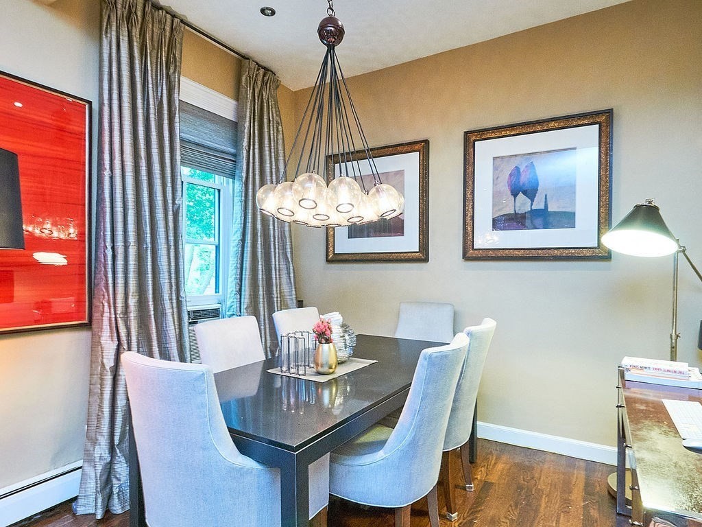 51 E Springfield, South End