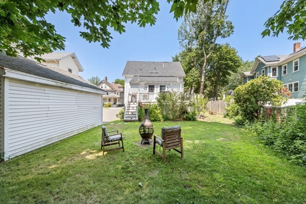 55 Cottage St, Melrose