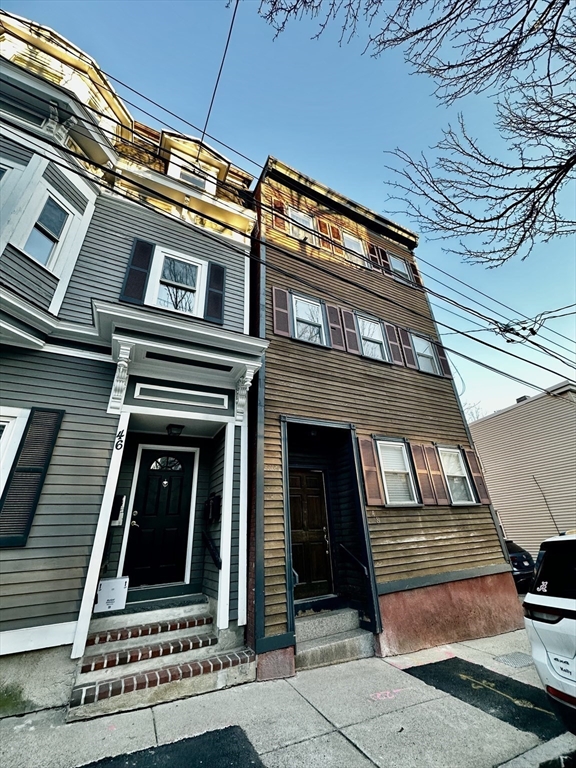 48 Mercer St, South Boston