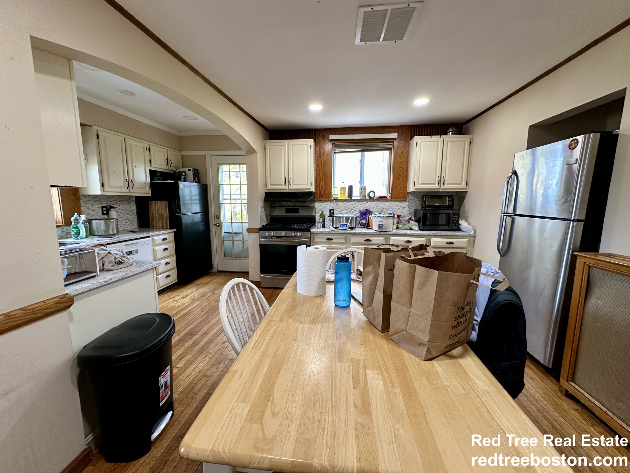 64 Undine Rd, Brighton