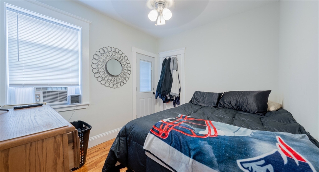 465 Broadway, Medford